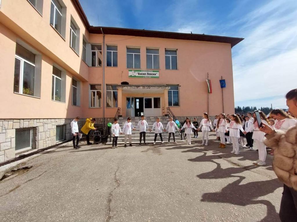Патронен празник на училището - ОУ Васил Левски - Кръстава