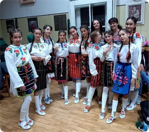 Извънкласни дейности
